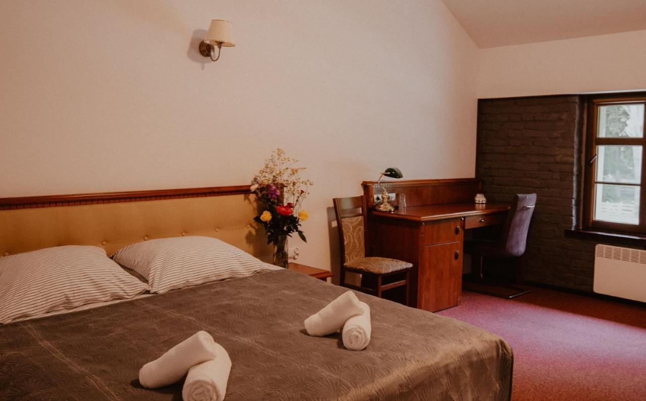 Zamek Bozejow Hotel