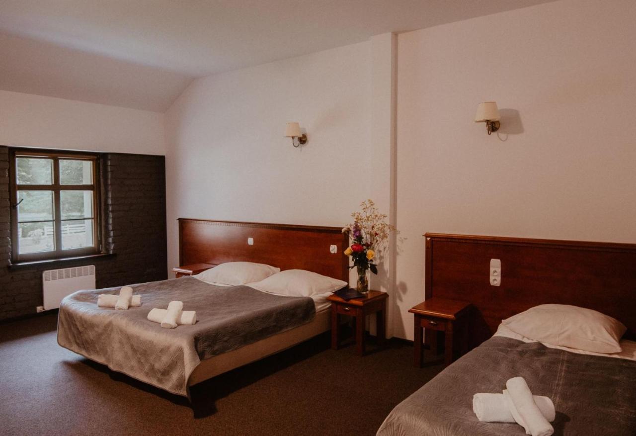 Zamek Bozejow Hotel *